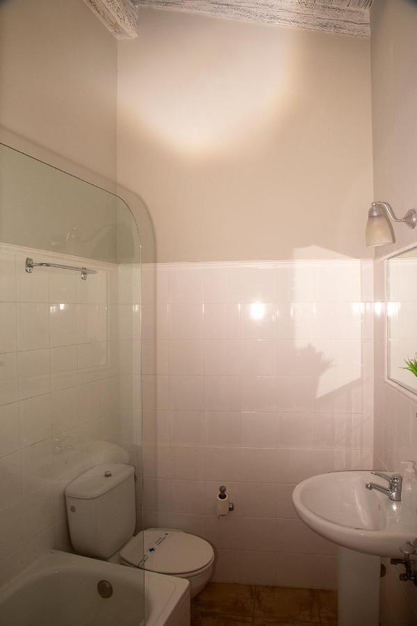 Apartamentos El Patio Lerones المظهر الخارجي الصورة