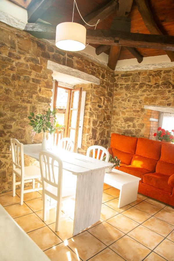 Apartamentos El Patio Lerones المظهر الخارجي الصورة